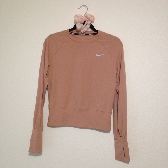 Nike Light Pastel Peach Long Sleeve Running Top with Thumbholes - Picture 1 of 6